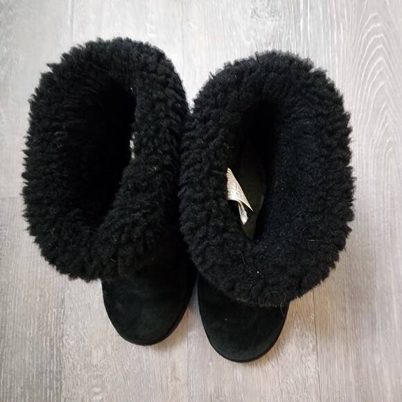 UGG Australia PATTEN Black Suede Sheepskin Boots Size US 7 #1006794 - Picture 5 of 9